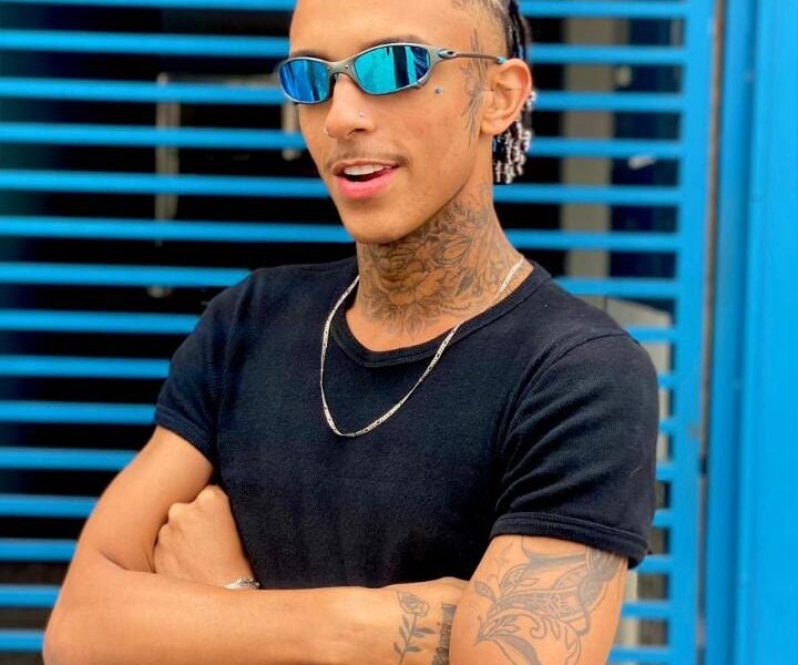 LU BLACK